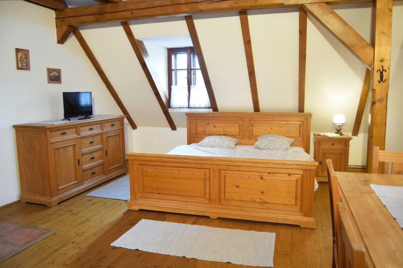 Bucicky Mlyn Otel Rozdalovice Dış mekan fotoğraf