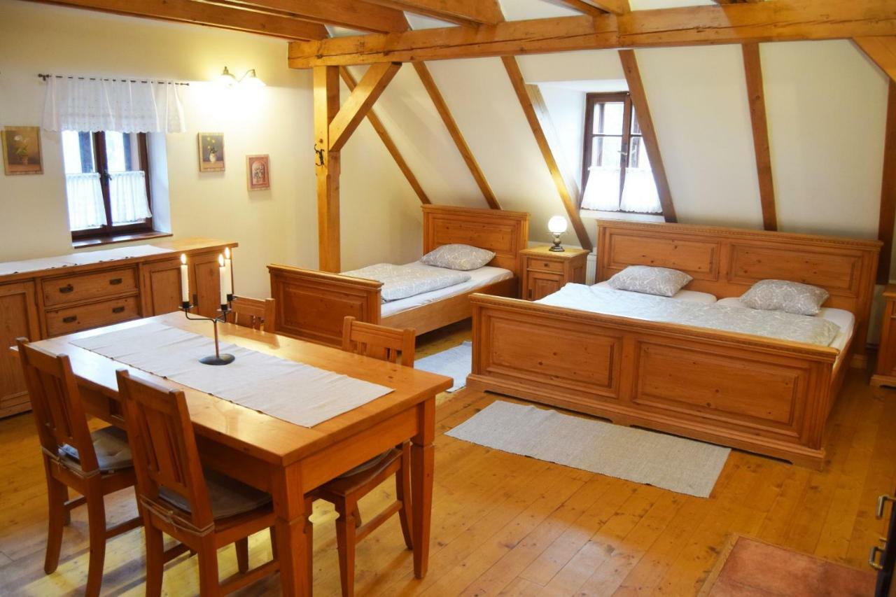 Bucicky Mlyn Otel Rozdalovice Dış mekan fotoğraf
